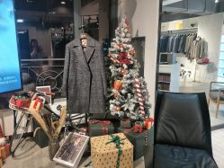 点击看大图 -优刻西服西装定制(金轮国际广场店)