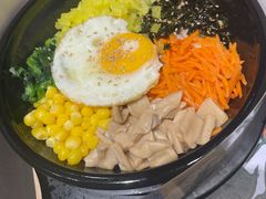 石锅拌饭-梨花牛肉汤饭(仁恒伊势丹店)