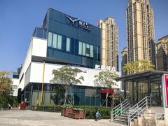 -肥肥虾庄·金牌油焖大虾(东湖欢乐谷店)