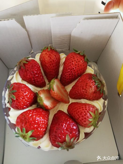 九月生活(滨江店)迷你淡奶油蛋糕图片 - 第3张