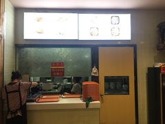 -铁蛋鸡汤刀削面(金水路店)