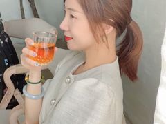 -亮河湾山庄