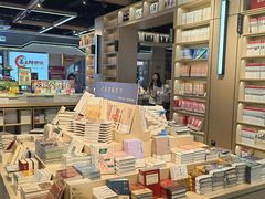-新华书店(泉城路店)