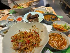 -百春原湖南牛肉粉(百联世纪店)