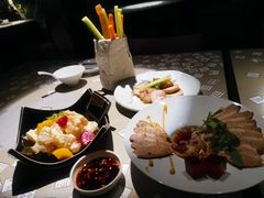 -穹六人间 people 6(岳阳路店)