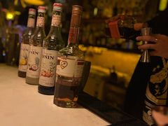 -城墙外BAR