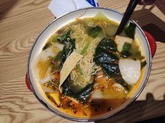 -小蛮椒麻辣烫·麻辣拌(静安店)