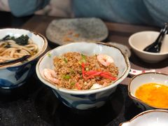 三文鱼海鲜炒饭-德川家日本料理(中关村寰太大厦店)