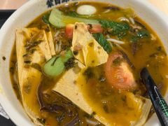 -蒙自源米线大王(东站店)
