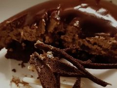 -潮一不贰·法式甜品·生日蛋糕·西式简餐(外滩店)