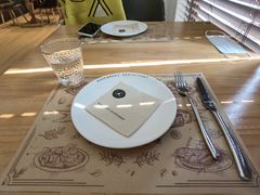 -Mark&Mars Restaurant