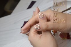 -AKIRA 安久日式美甲美睫