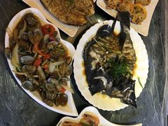 -覃记海鲜美食餐厅