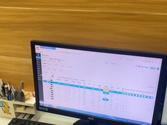 -上海仁爱医院口腔科 · 种植