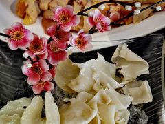 浓汤花胶鸡汤-维园悦谱·海派家常菜(乌鲁木齐南路店)