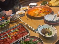 -洱火云南酸菜牛肉火锅(石景山当代商城店)