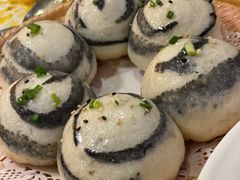 太极蟹粉生煎-新镇江酒家(南京西路店)