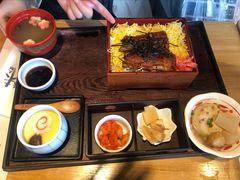 蒲烧鳗鱼定食-味太助·银饭食堂(中华城店)