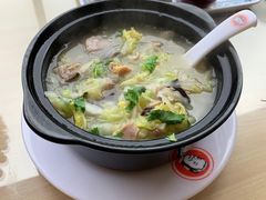 -闫家驴肉老店(华电一校店)