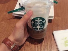 美式冰咖啡-星巴克臻选(上海中环广场2F店)