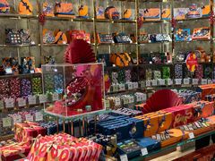 -VENCHI 闻绮(北京国贸商城店)