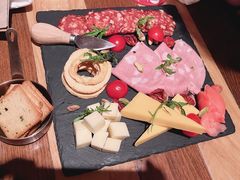 -FAT COW(虹梅路店)