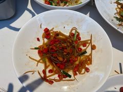 -阿瓦山寨·湘菜现炒·剁椒鱼头王(咸阳总店)