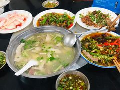 -胡记牛肉汤锅(光辉路总店)