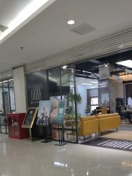 -FRIDAY星期五专业美发沙龙