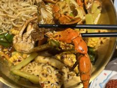 -臻鲜燕海鲜融合餐厅(金陵style店)