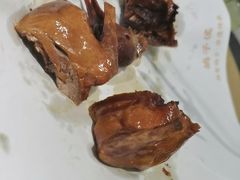 -鸽子侯·家宴·平价海鲜(绿地店)