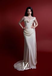 -Renee芮亦婚纱(原丽莎)