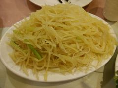炒土豆丝-老昌春饼(中央大街店)
