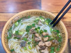 -正宗李家土鸡米线店