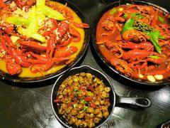 -沪小胖小龙虾(淮海中路旗舰店)