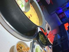-钢管厂五区小郡肝串串香(滨江店)
