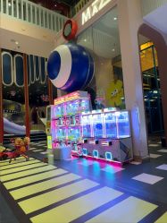 -meland club亲子乐园·派对·餐厅(武汉新天地北馆·华中旗舰店)