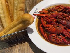 -叶派龙虾•招牌香辣蟹·海鲜(中海国际店)