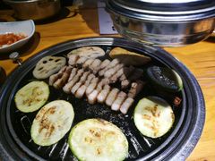 -唯成•韩国炭火烤肉 유성고기