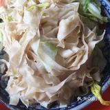 「红烧大排」红烧大排挺好吃的，味道偏甜，但是肉质有些