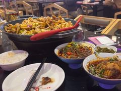 -椒行天下干锅牛蛙·(万宝店)