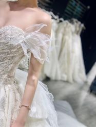 点击看大图 -Lady Jane高端婚纱礼服馆