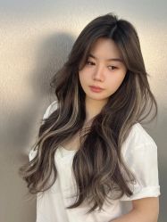 -十六番发型师事务所