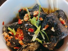 -黑色经典臭豆腐·湖南特产(步行街店)