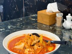 辣海鲜面-桃园中华料理炸酱面(燕儿岛路店)