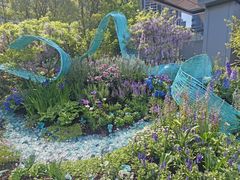 -东方体育中心(地铁站)