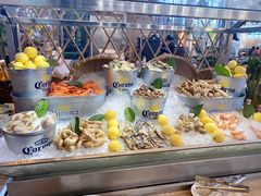 -松山湖凯悦酒店·Café自助餐厅·周末火舞秀表演