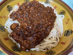 招牌杂酱面-食惠里小笼包面馆(越秀店)