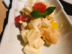 凤梨虾球-穹六人间 people 6(岳阳路店)