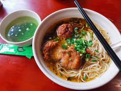 -佬钱湾仔(衣裳街店)